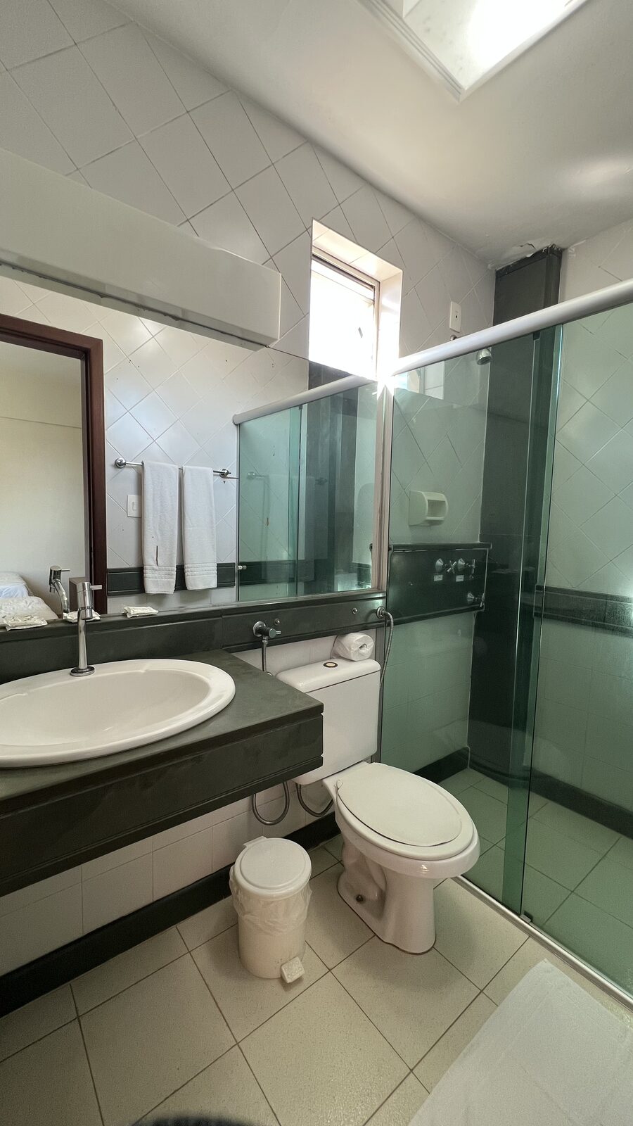 Quarto Standart Individual/Duplo com duas camas de solteiro — Sete Lagoas Residence Hotel